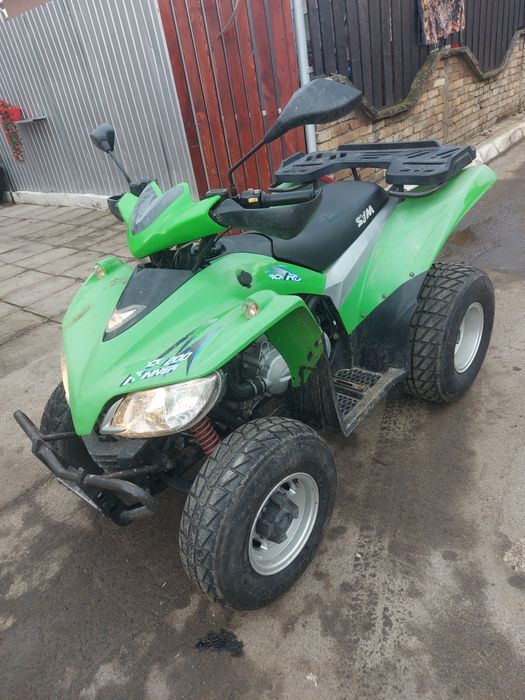 Vând atv sym 200