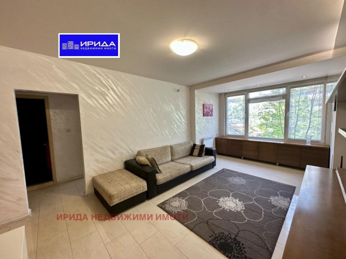 Продава се Тристаен апартамент в София, Гоце Делчев - 84 кв.м за 3453 €/кв.м - Снимка #2