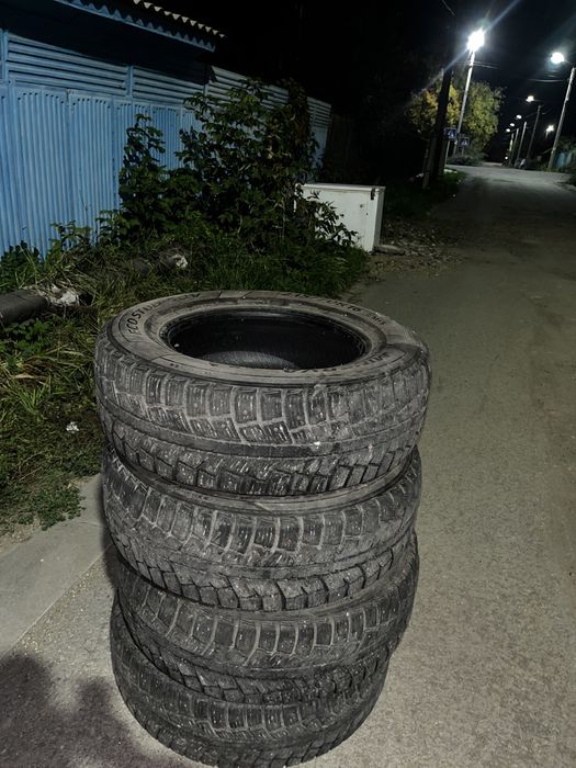 Продам шины зимние
