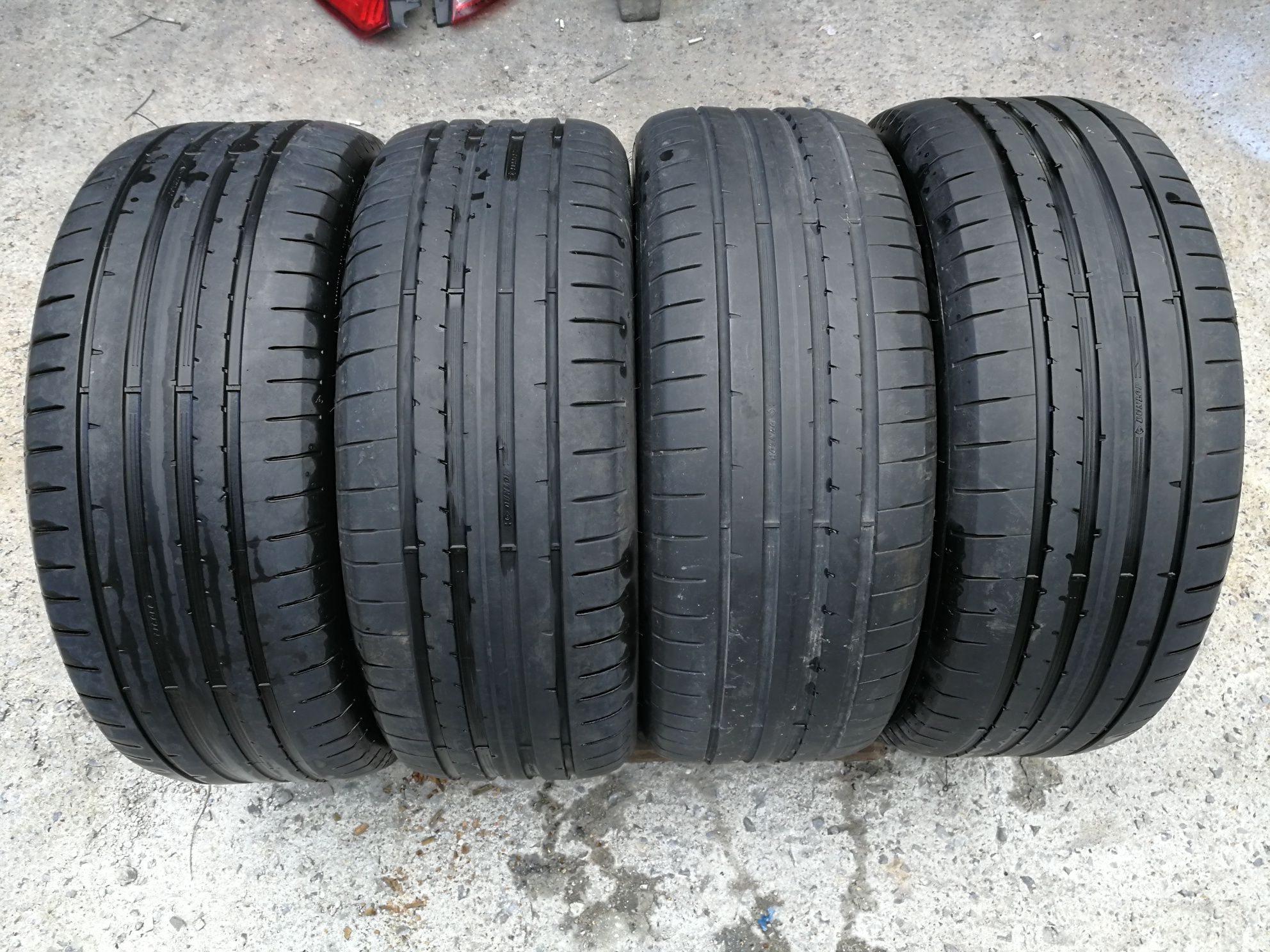 235/55/17 Dunlop  летни гуми