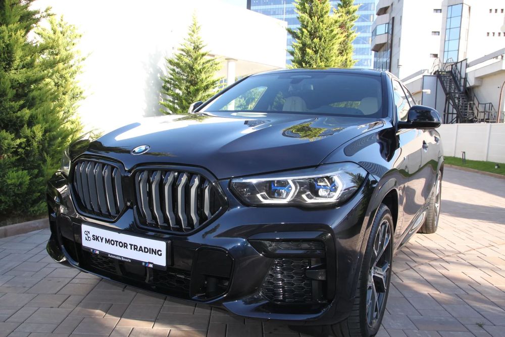 BMW X6 Msport Bmw Individual/ Sky L/ Iconic Glow/ Laser/ Sof Cl/ HUD&360/ TVA
