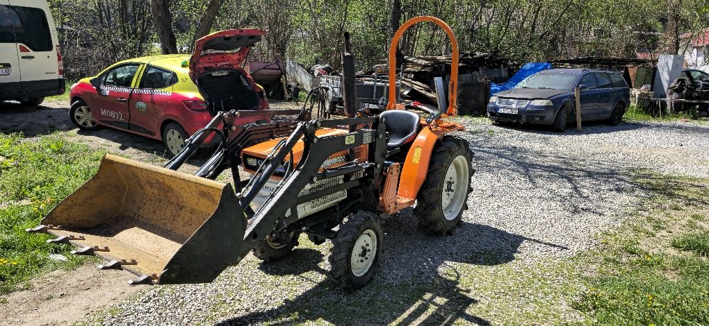 Tractor kubota B1600 dt 4x4