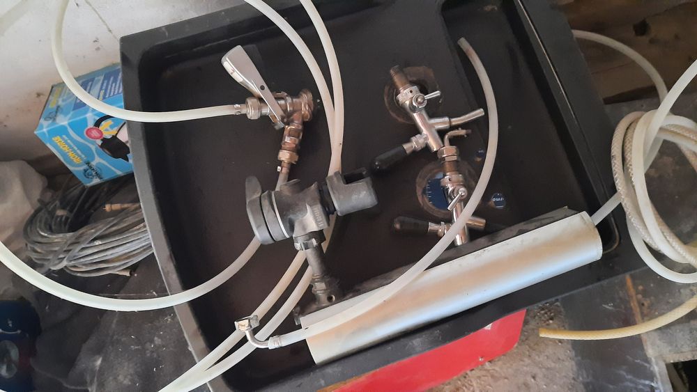 Апарат для розлива пиво