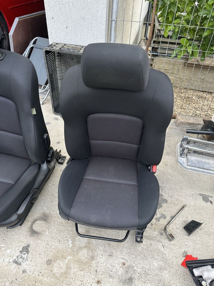 Interior scaune Mazda 3