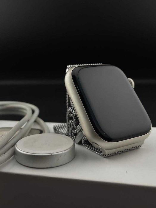 Часы Apple Watch 8 45mm