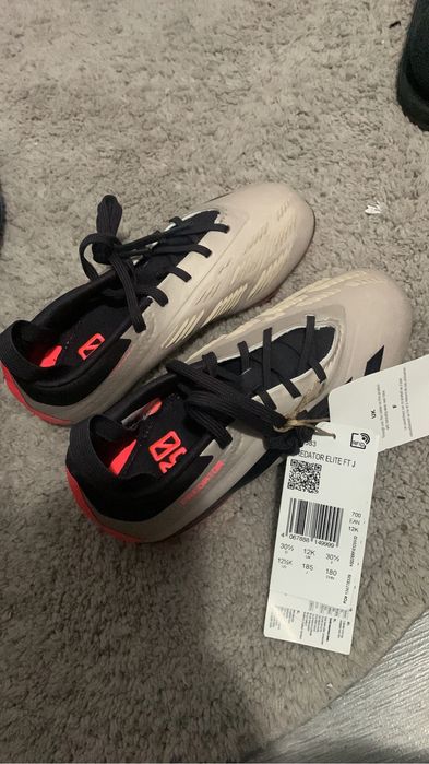 Pantofi sport cu cramponi originali noi