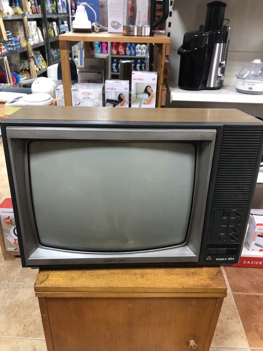 Телевизор ВТ модел 884