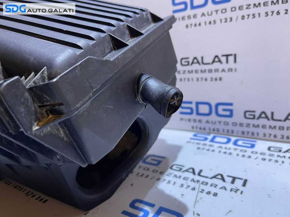 Carcasa Filtru Aer VW Bora 1.9 TDI ASV ALH AHF AGR AJM AUY ATD AXR 1999 - 2005 Cod 1J0129607AE