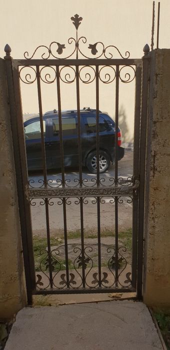 Изработка и монтаж метални огради,врати и патапети от всякакъв тип