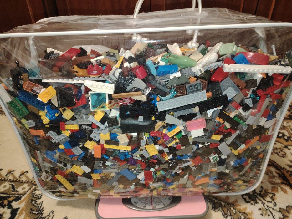 28кг.Огромный чемодан лего. ОРИГИНАЛ. С КНИГАМИ.