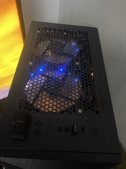 Pc gaming ryzen 5-5600x, Rx 580 8gb, 24 gb ram