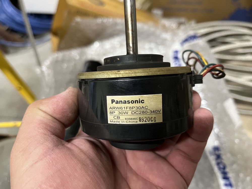 Вътрешно тяло Panasonic E12HKEW на части