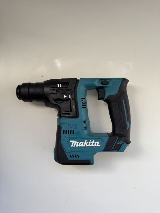 Акумулаторен перфоратор MAKITA HR140D
