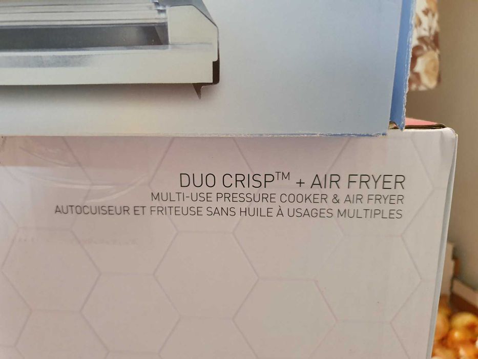 Instant Pot Duo Crisp + Air Fryer 8 литра, като нов