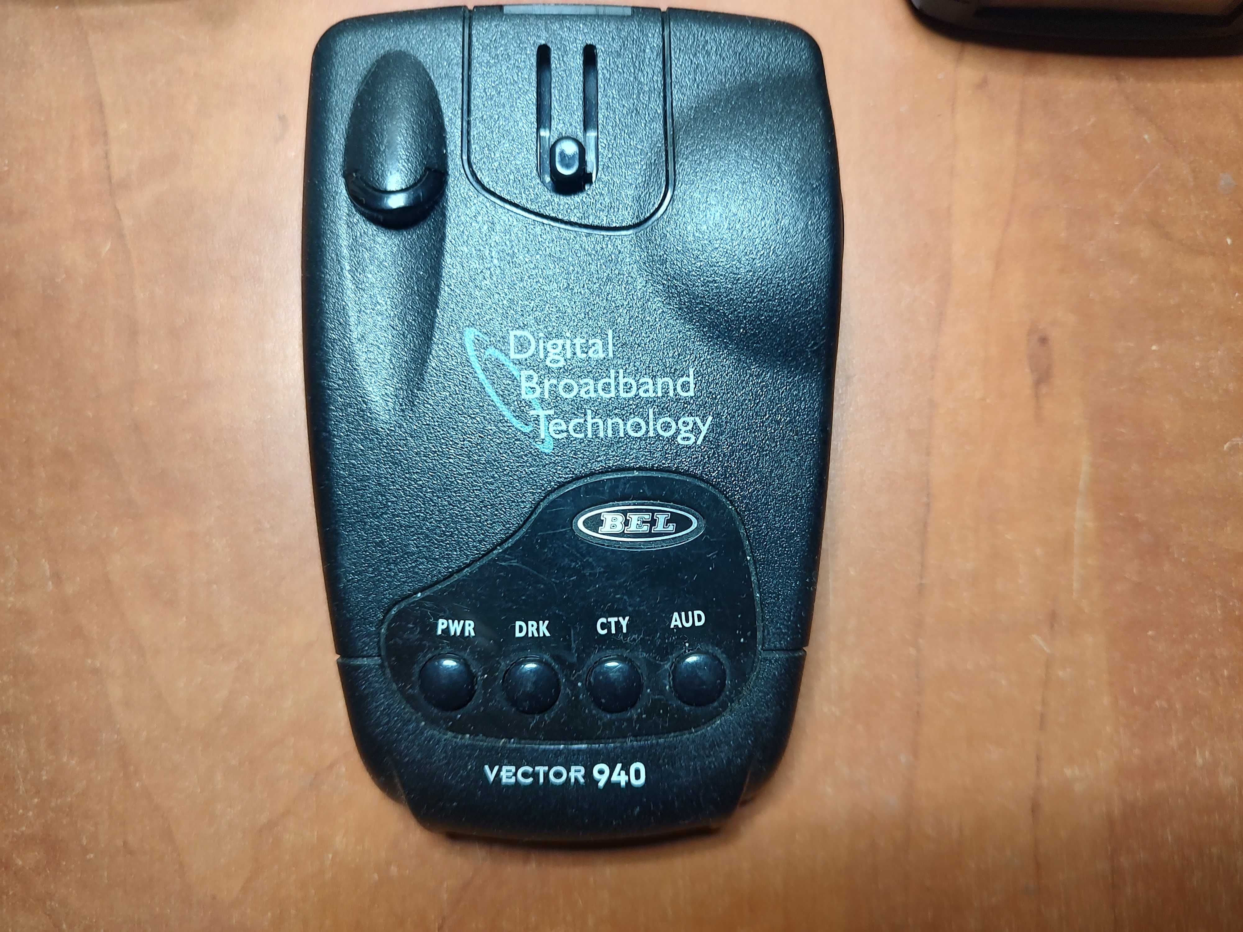 Detector RADAR WHISTLER 30R 35R 1788 Bel Beltronics Vector 940