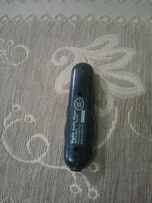 Продам MP3 плеер Sony B162f