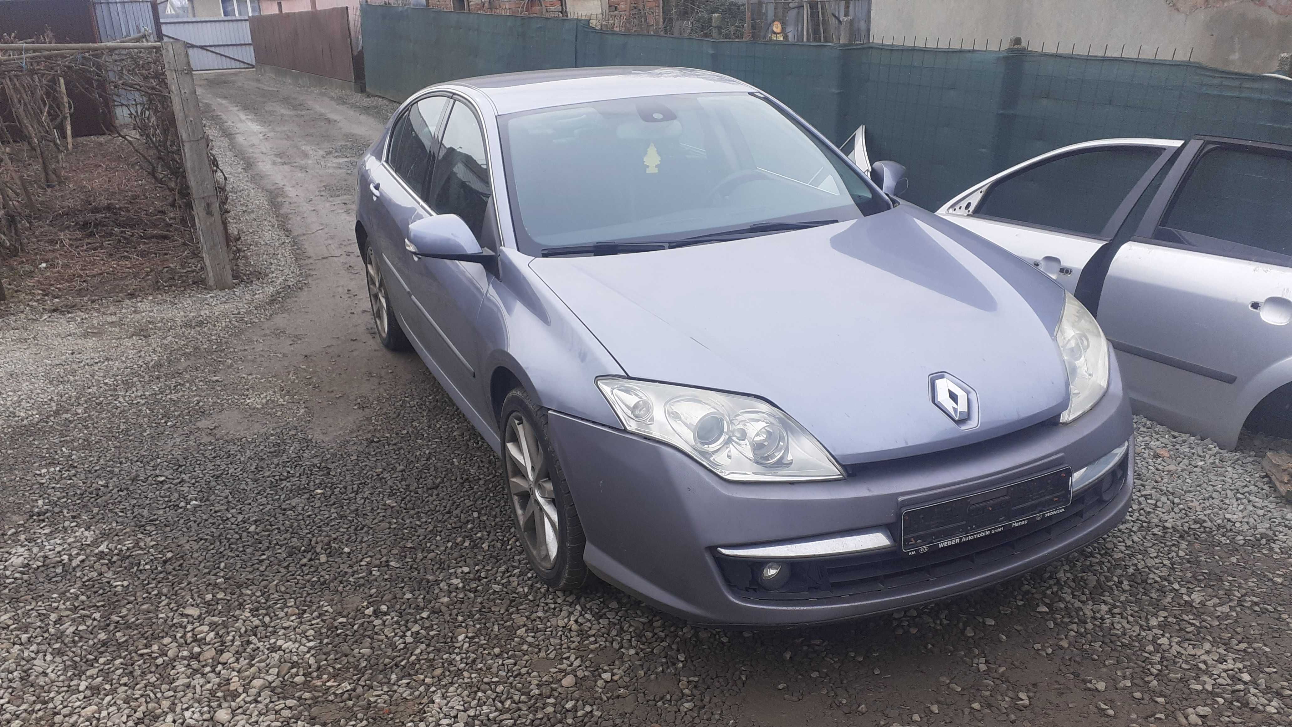 Dezmembrez Piese Renault Laguna3 din 2008