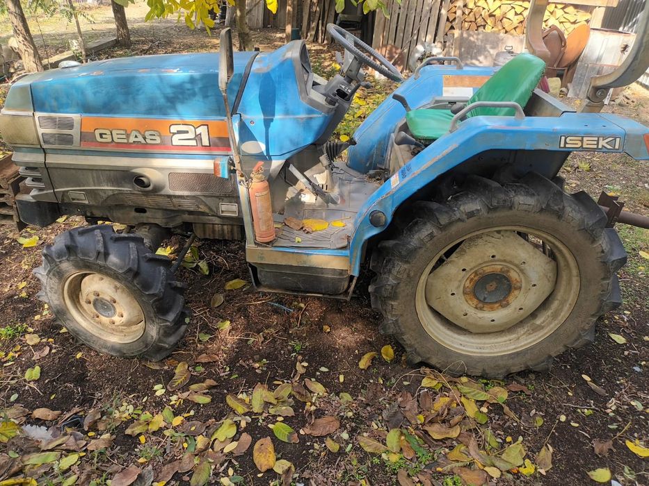 Vand Tractor iseki 21cp,tambur irigatii, motopompa , erbicidator MIG 3