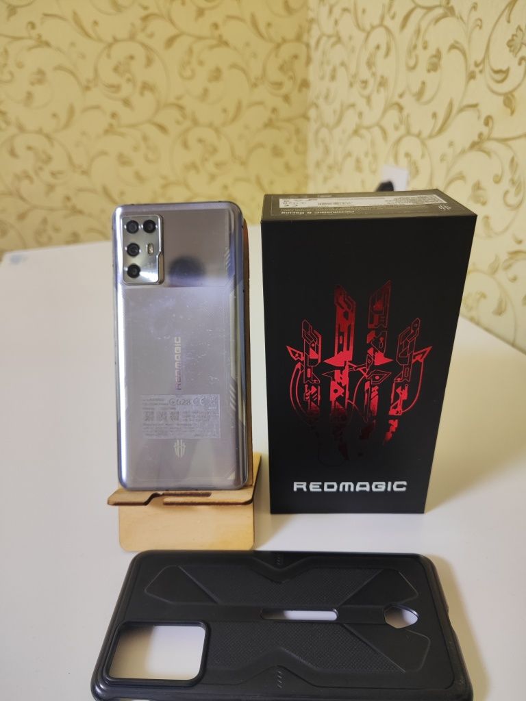 Продам ZTE nubia redmagic 6R