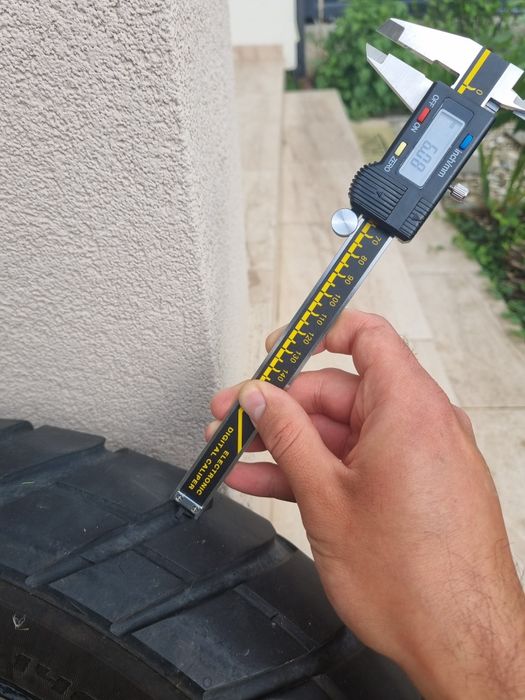 Anvelopa moto spate 140/80 R17 Metzeler - stare f buna