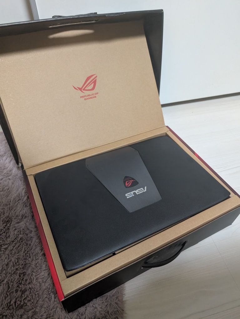 Laptop gaming ASUS ROG 15.6"; i7 Haswell, GeForce GTX 950M (GL552JX)