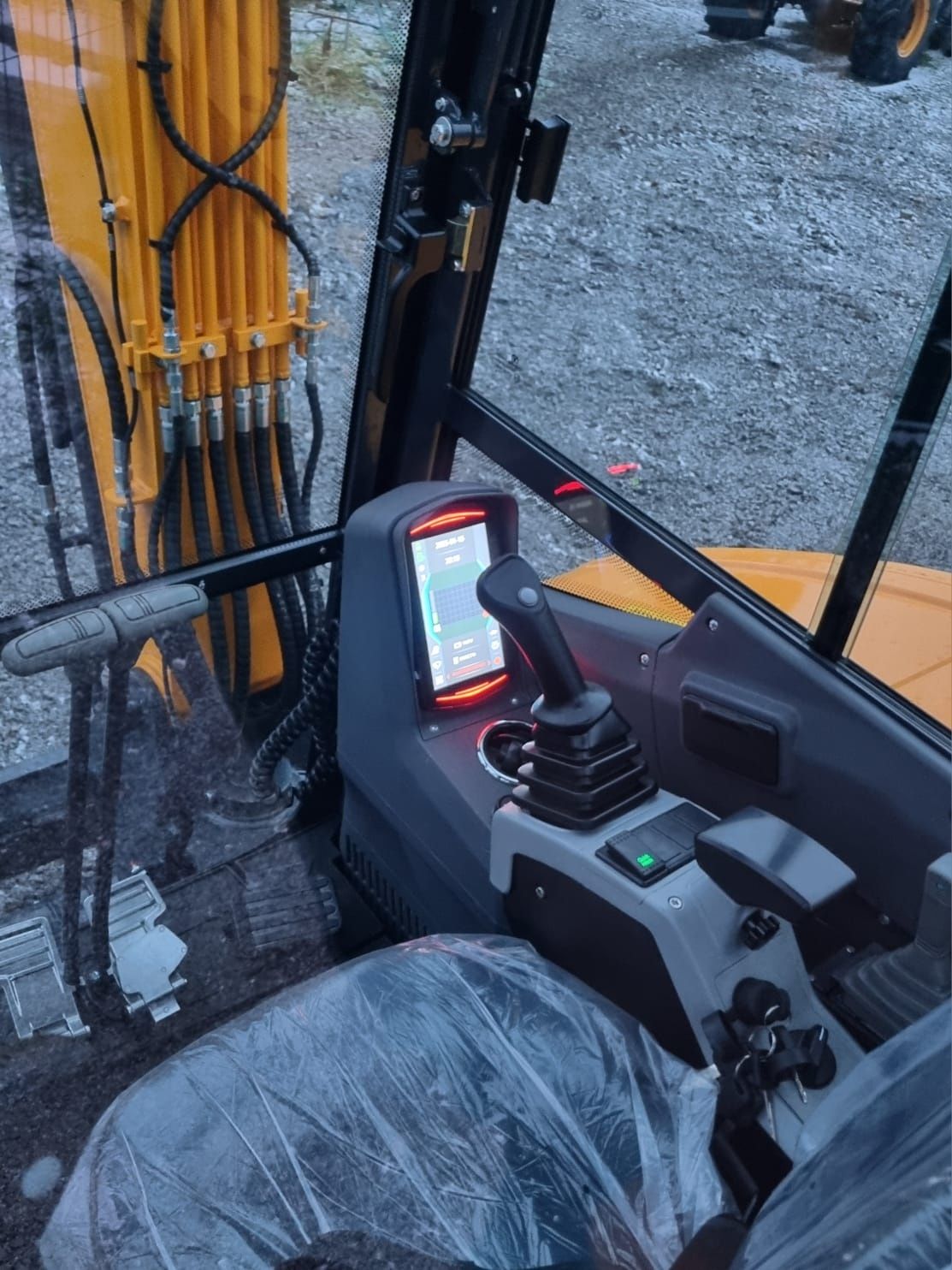 Miniexcavator Lubeck W390pro Nou Motor Yanmar Factură externă fara TV