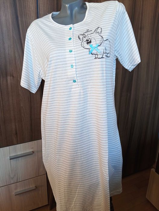 Дамски Нощници с  къс ръкав различни номера