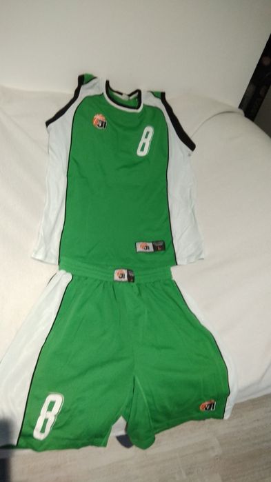 Compleuri , echipament baschet, volei