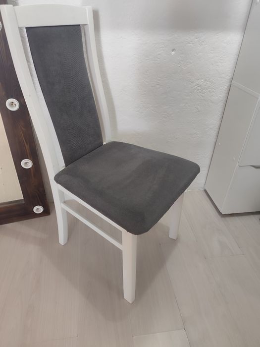 Продам стул кухонный