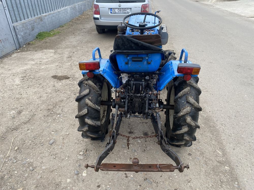 Iseki TX1300F Tractor remorca si freza