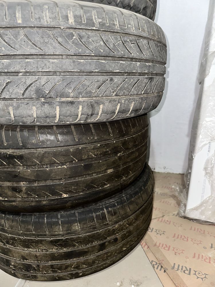 Шины 215/55R16