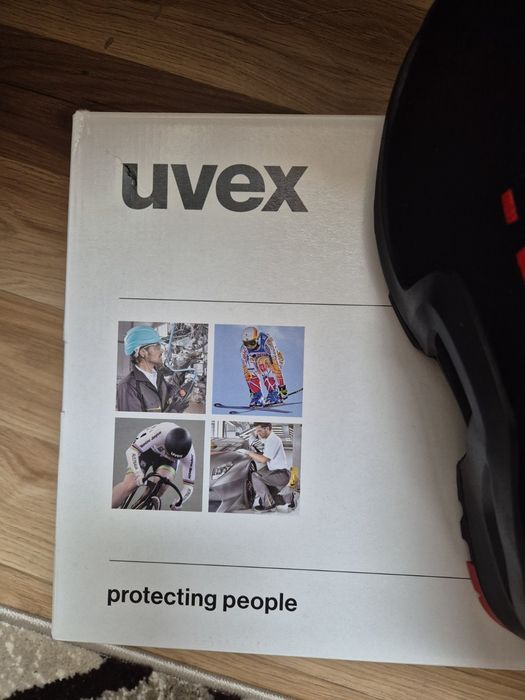 Мъжки обувки UVEX