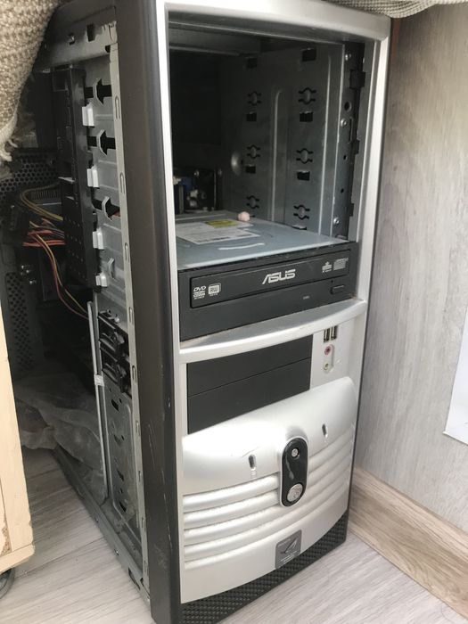 Продам пк на запчасти игровой