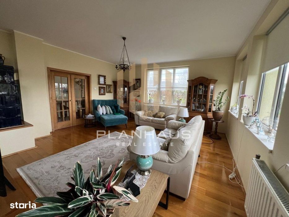 Proprietate deosebită Tăuții Măgherăuș, zonă superbă , 34 ari