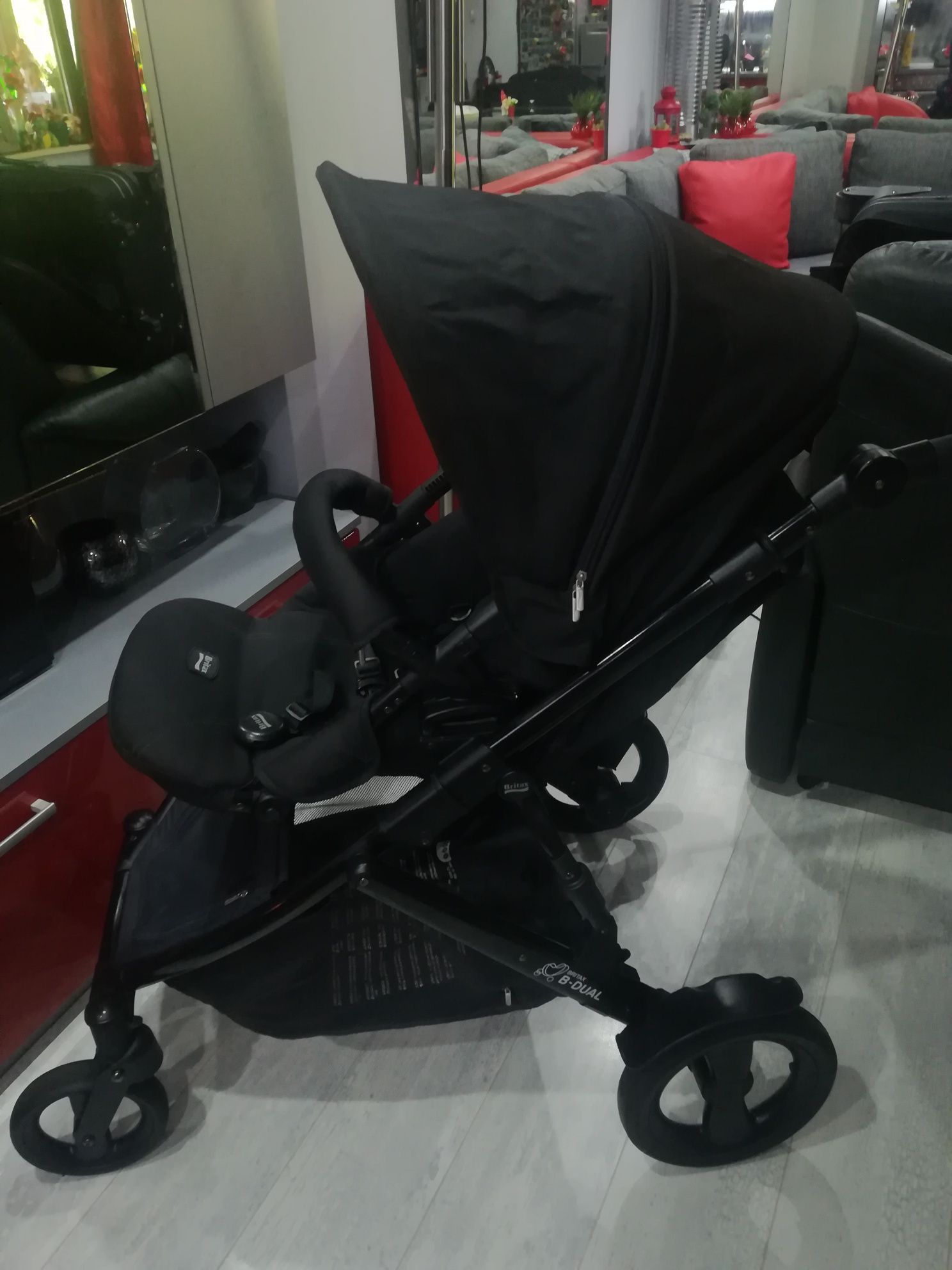 Бебешка комбинирана количка BRITAX B-DUAL