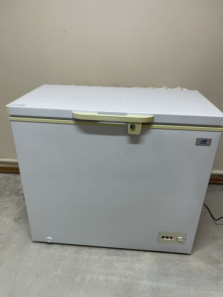 Продам морозильную камеру б/у
