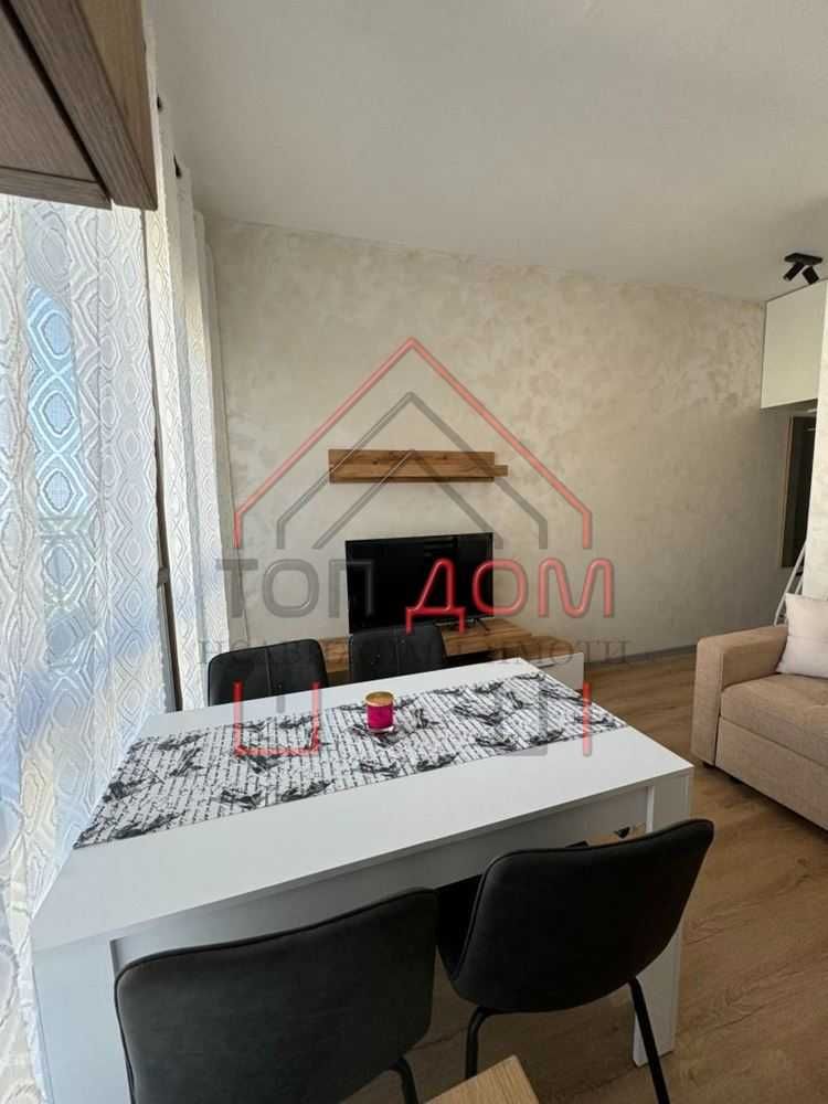 Дава се под наем Двустаен апартамент в Варна, Бриз - 45 кв.м за 561 € - Снимка #1