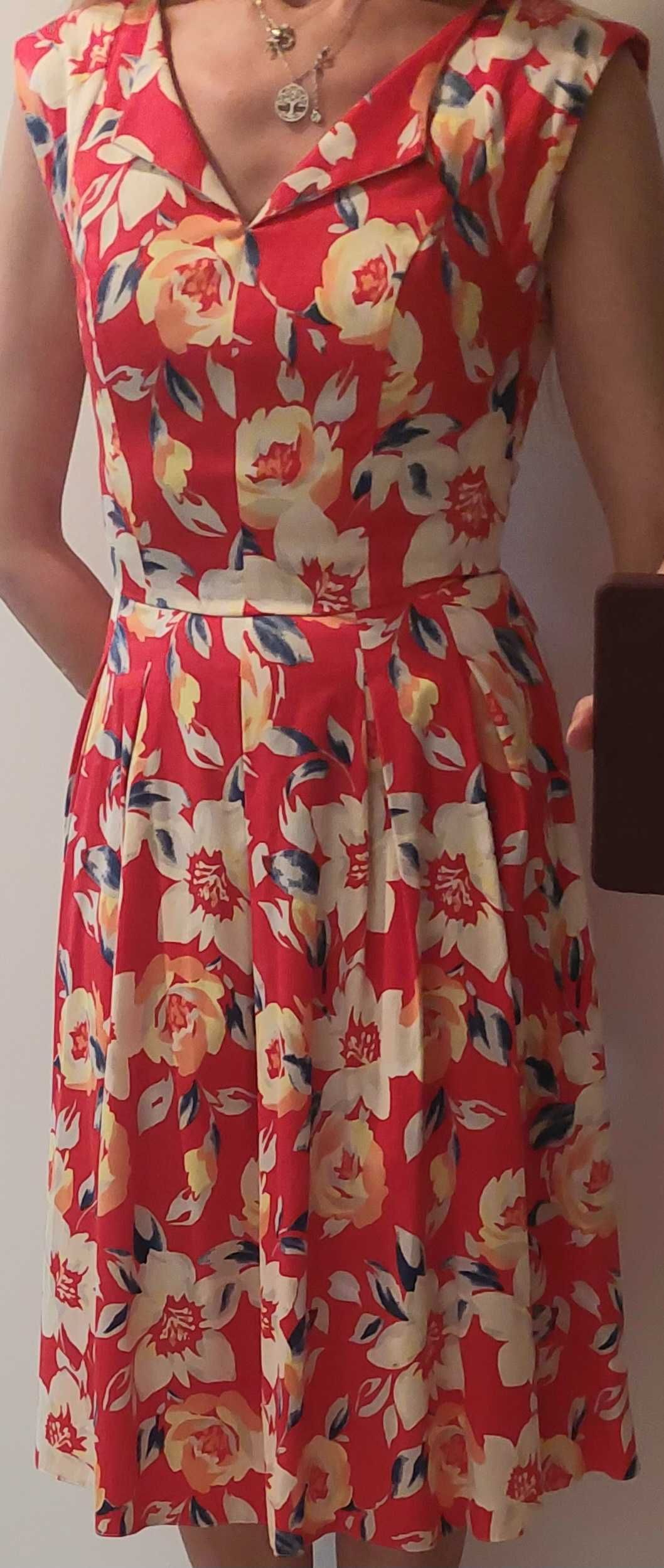 Rochie vara, inflorata, lungime medie