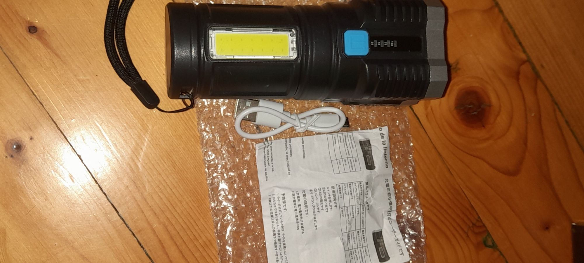 USB акумулаторно LED фенерче Намаление