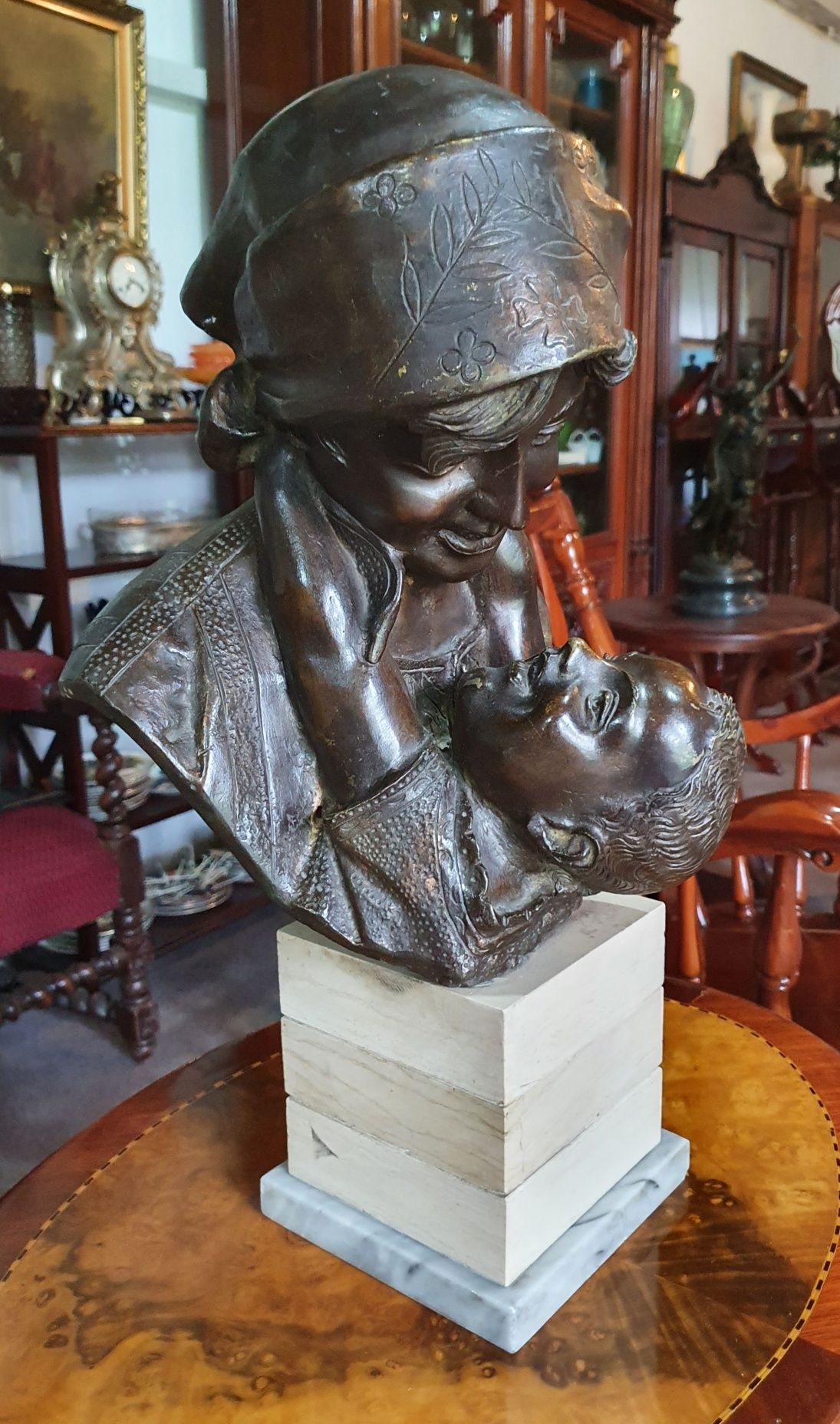 Statuetă Bronz *** vintage / antic / vechi / retro ***