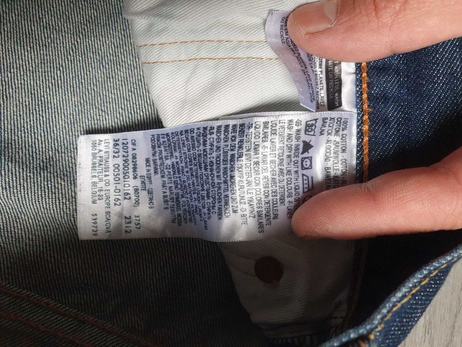 Blugi LEVI'S 501 - Marime W36 L32 (Talie 88 cm)