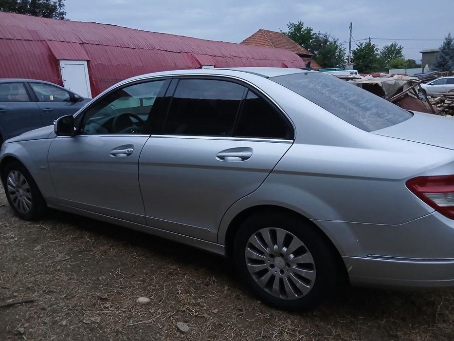 Mercedes c200 , w204 , 136 cp