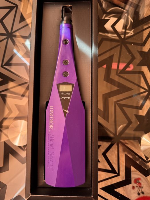 Perie par IRonArc pentru indrepatat si coafat