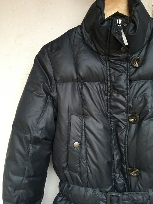 Яке с къщи пух и пера