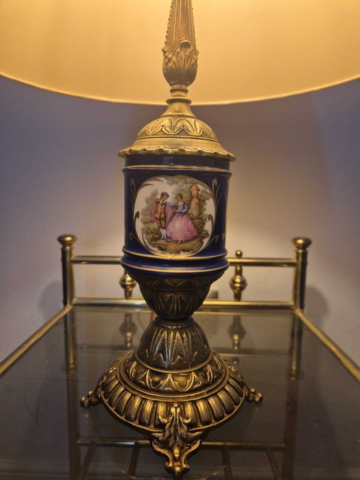 Veioza Vintage în stilul "Frangonart"