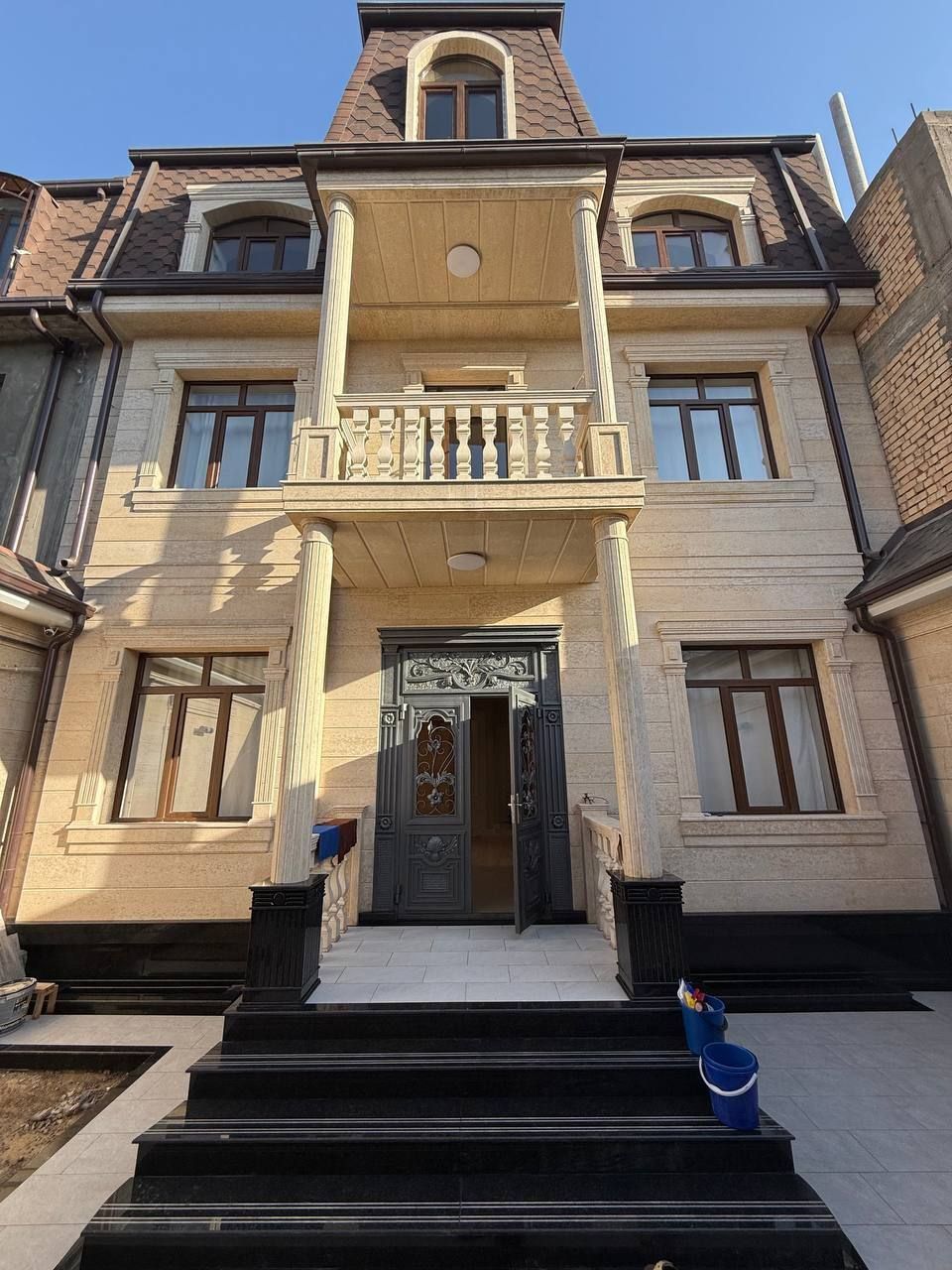 СРОЧНО!!! Продается 
Олмазор туман 
Ор: Охунбобоев Макро
2 сотих 
7 та