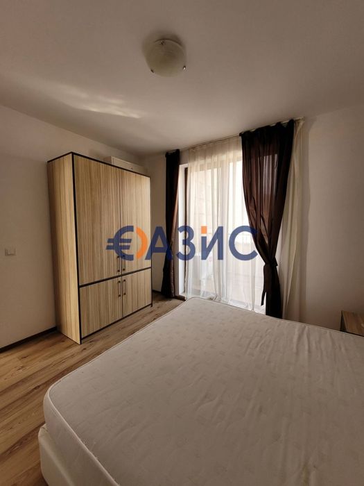Продава се Тристаен апартамент в Свети Влас - 188 кв.м за 1410 €/кв.м - Снимка #2