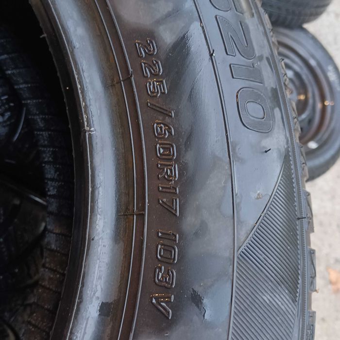 225/60/17 зимни гуми Фалкен