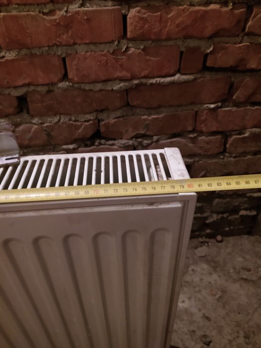 Радиатор д 80см в 60см