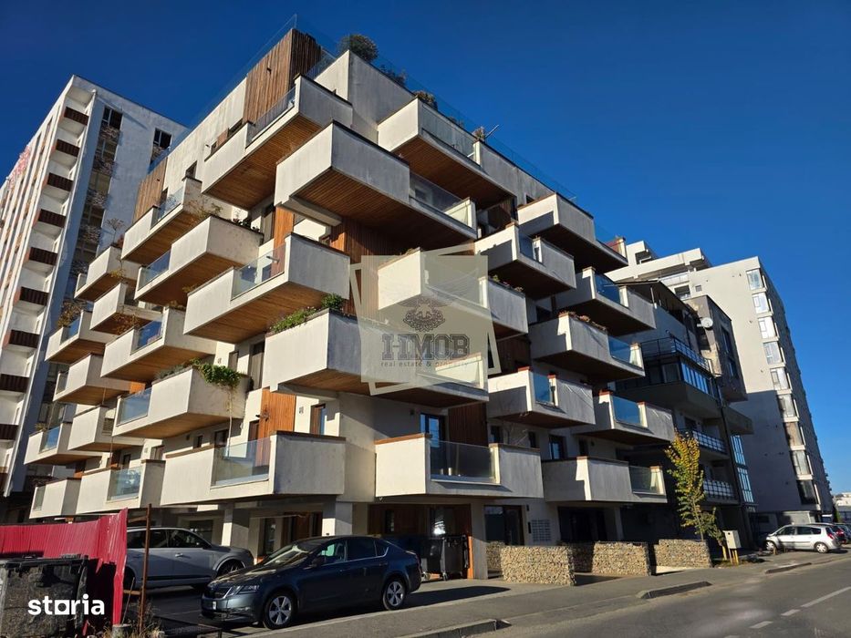 Apartament de LUX 3 camere 2 bai 2 balcoane si piscina zona Mall